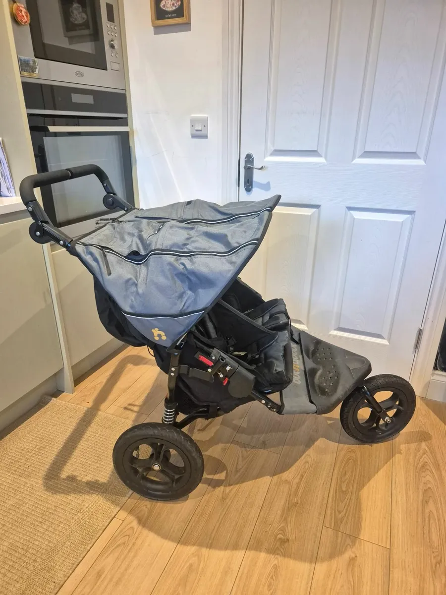 Out n about Double buggy - Image 1