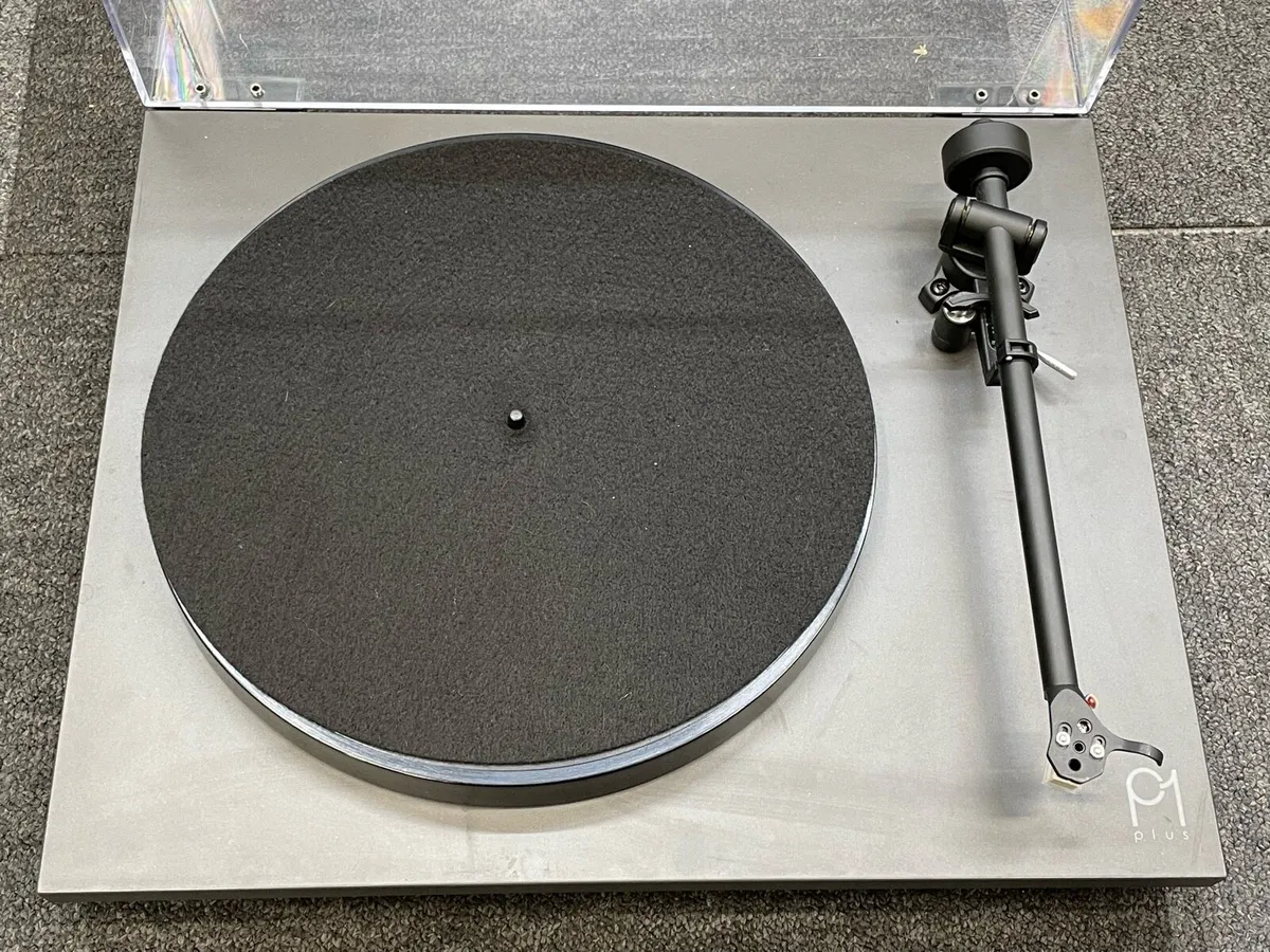 Rega Planar 1 Plus Turntable - Image 3