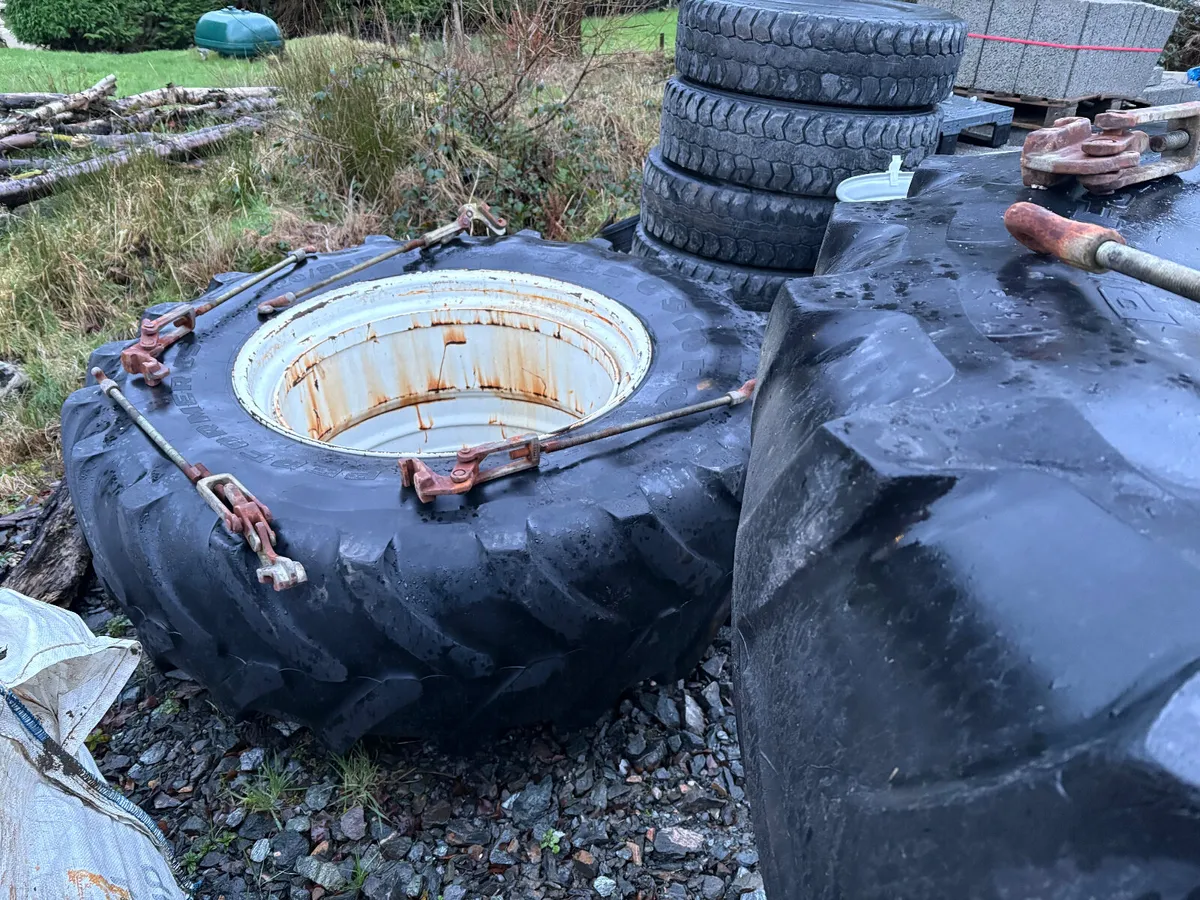 2x Stocks 38 inch dual wheels - Image 2