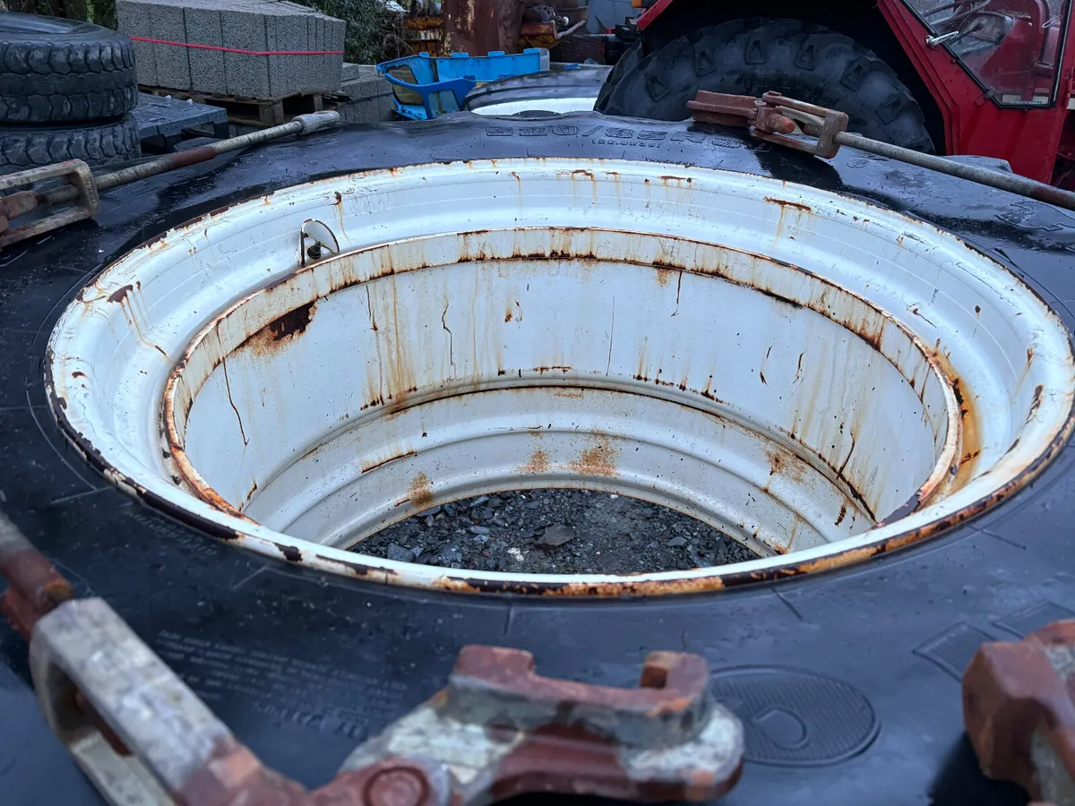 2x Stocks 38 inch dual wheels - Image 4