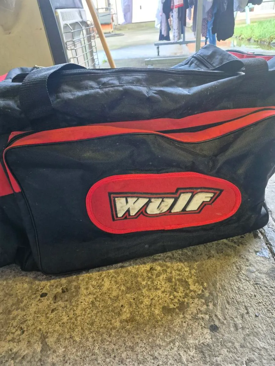 Motor bike gear - Image 1