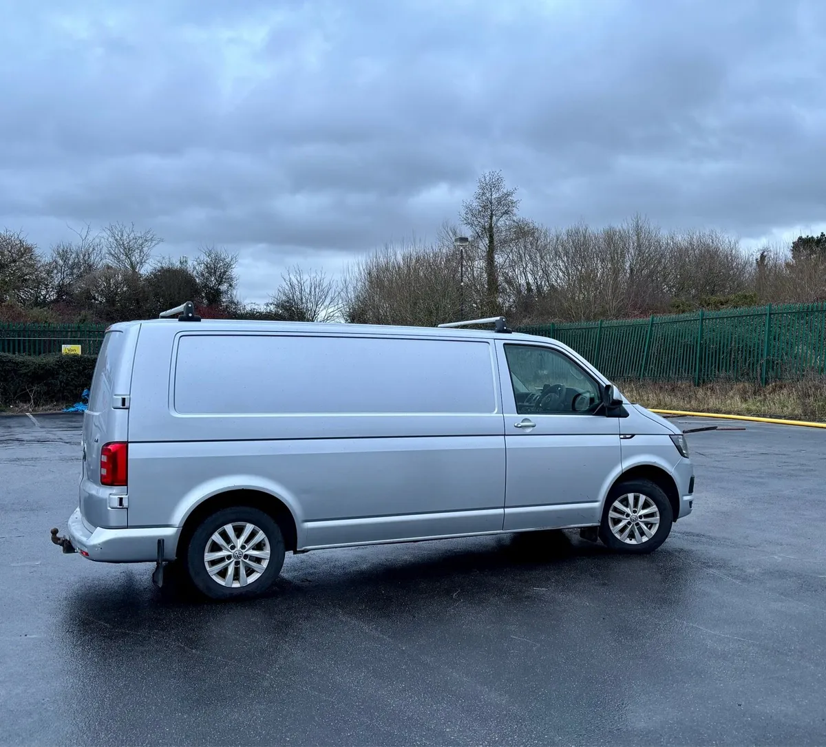 VW transporter van - Image 1