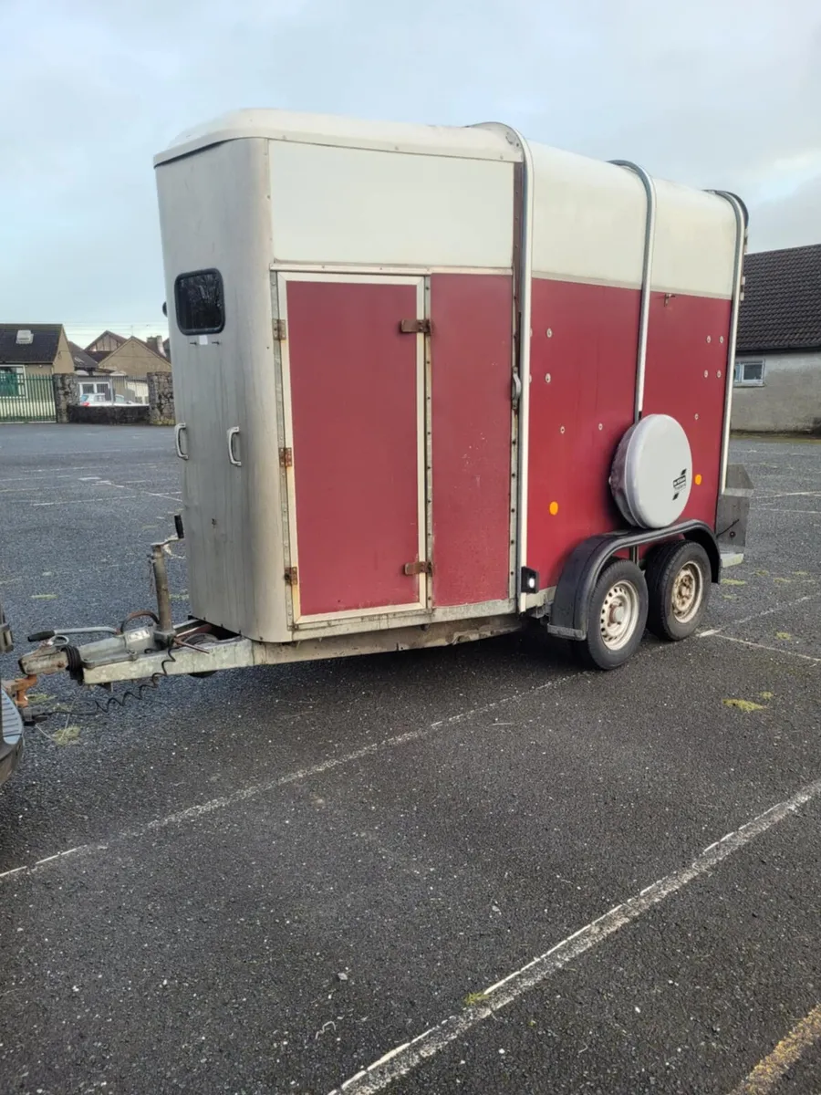 Ifor Williams 505 horse with aluminium floor - Image 1