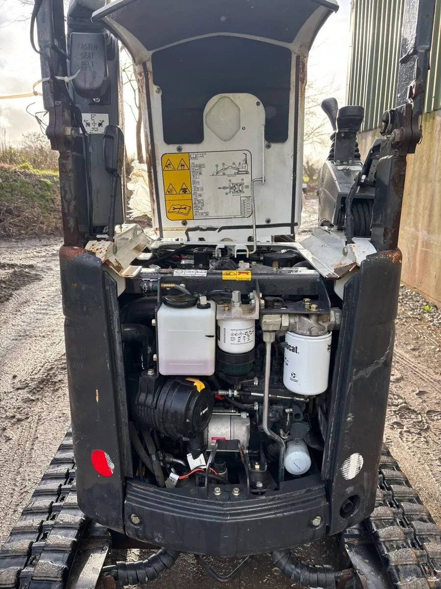 Micro digger and tracked dumper - Image 2