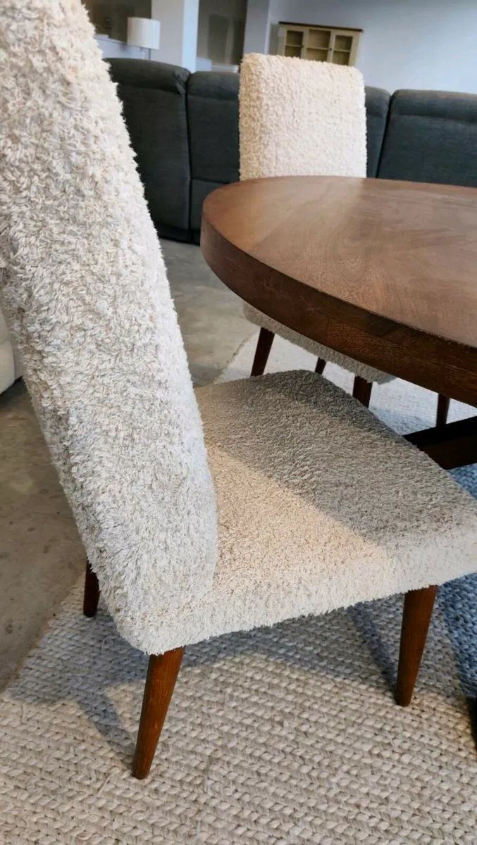 Dining Chairs Display Model, Like New - Image 1