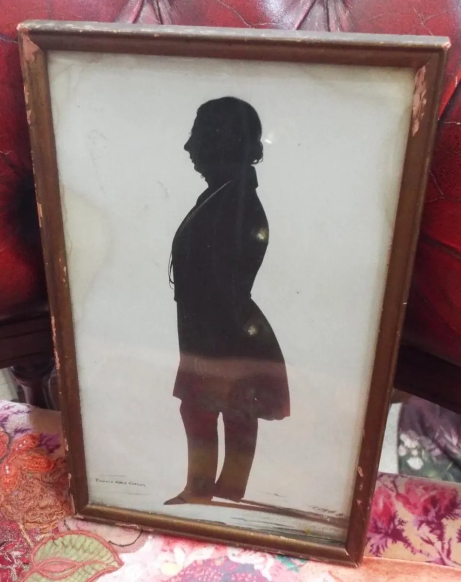 Antique full length silhouette of gent - Image 1