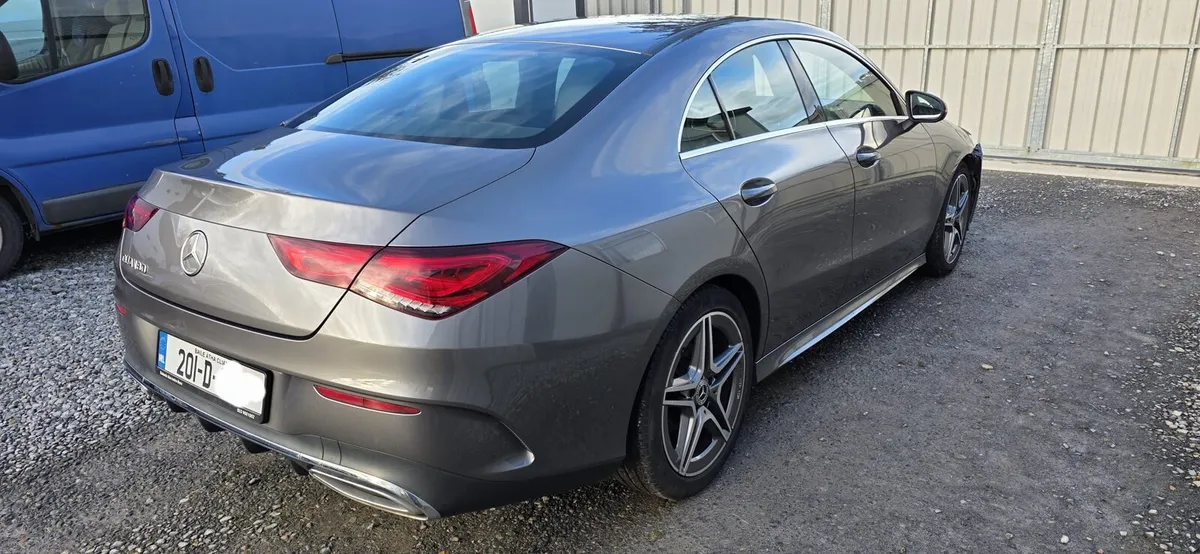 201 MERCEDES CLA AUTO - Image 4