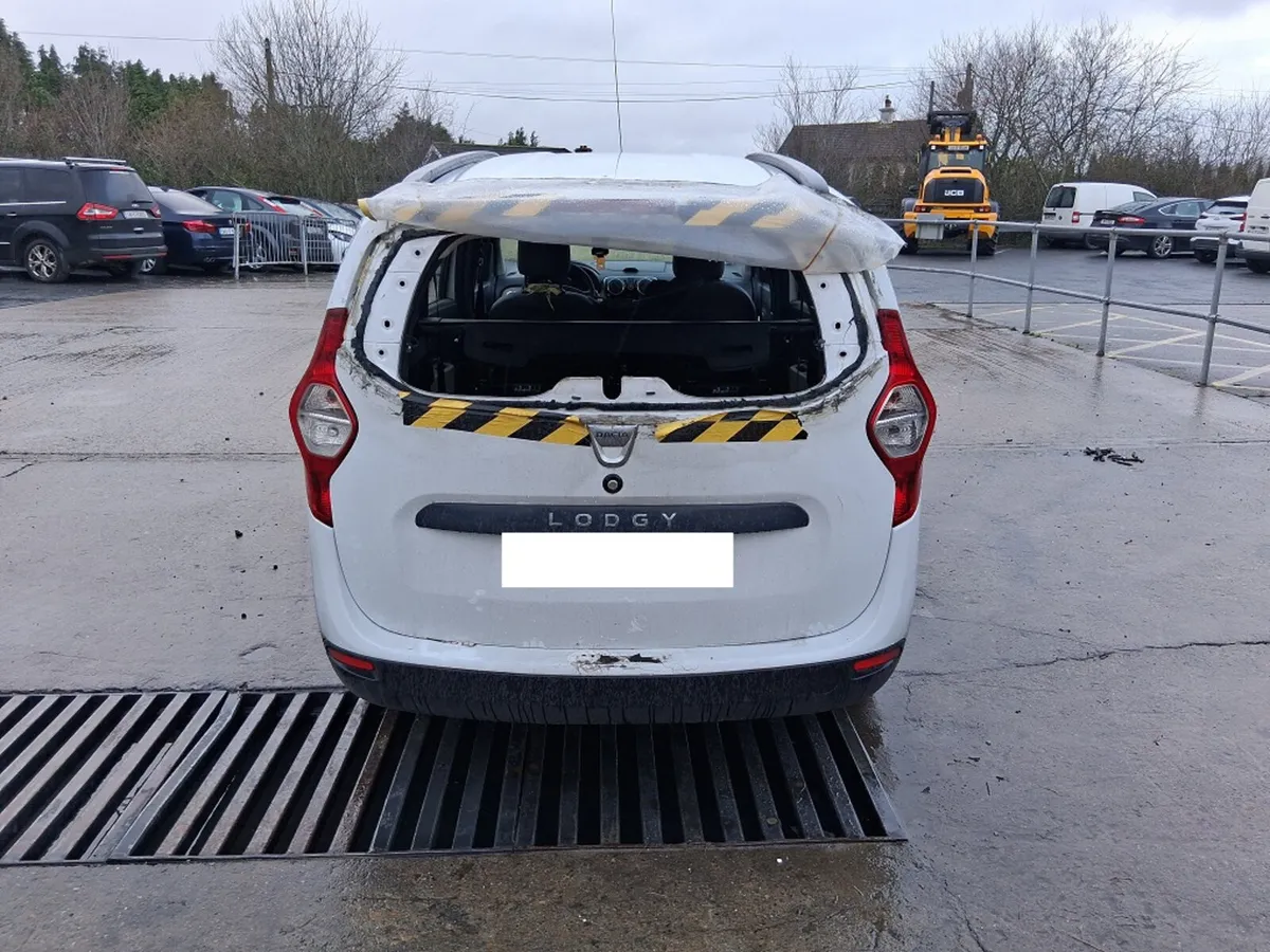 2014 DACIA LODGY 1.5 dsl (for parts only) - Image 4