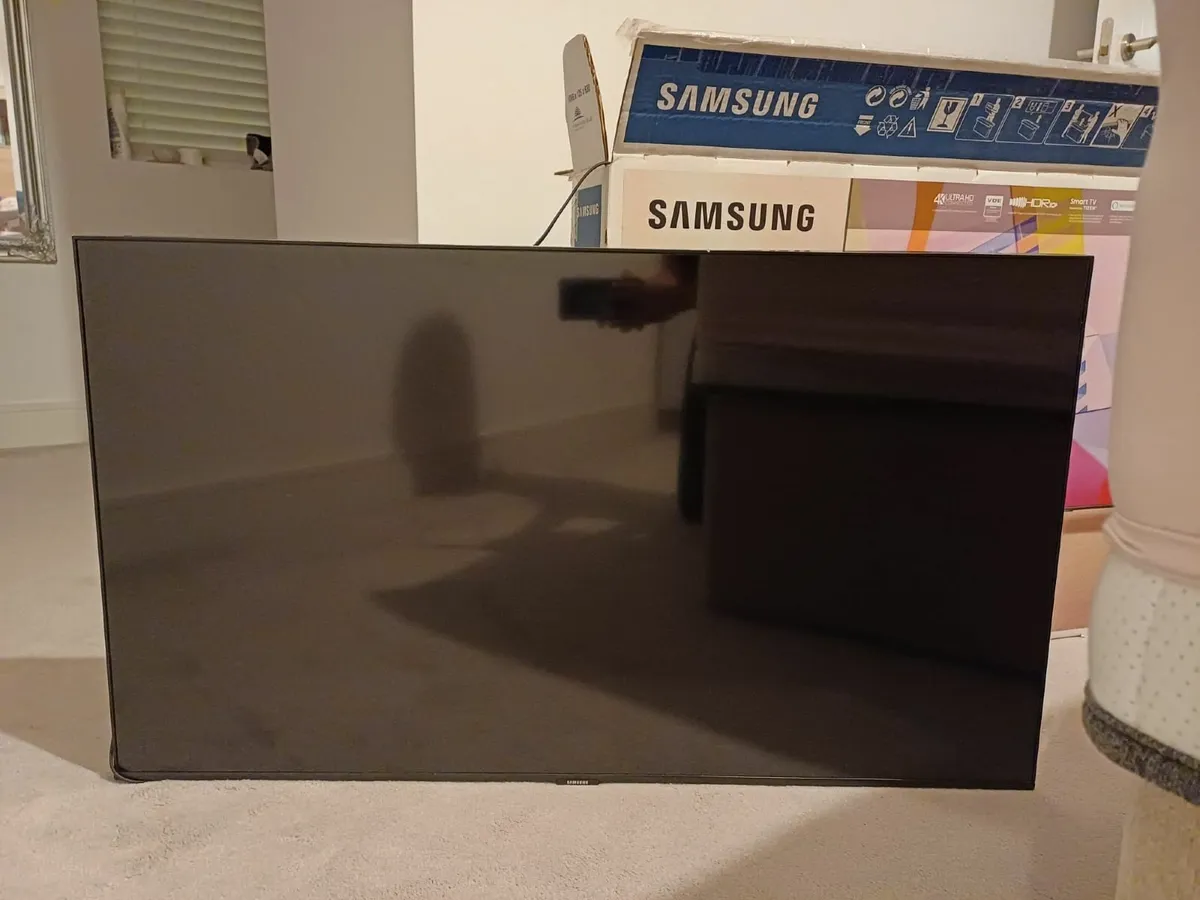 Samsung Qled 4k T.V - Image 4