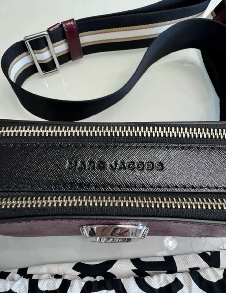 Marc Jacob's The Snapshot bag . Mint condition! - Image 2