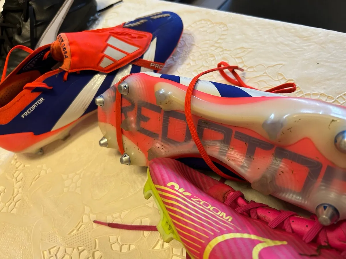 Football boots - Image 4
