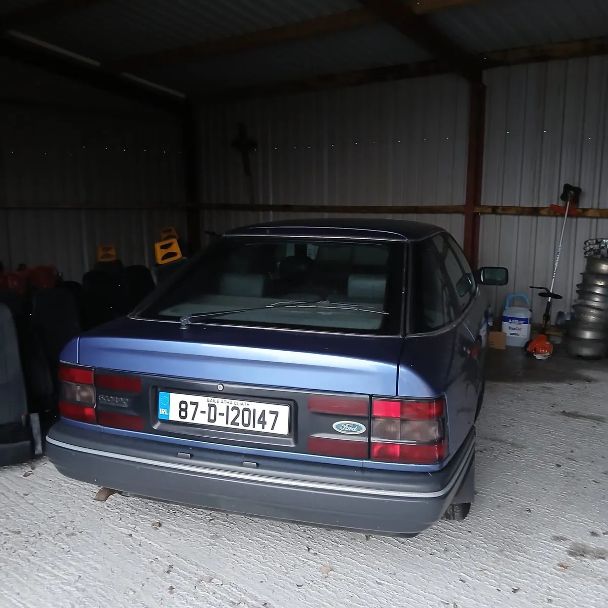 Vintage car - Image 2