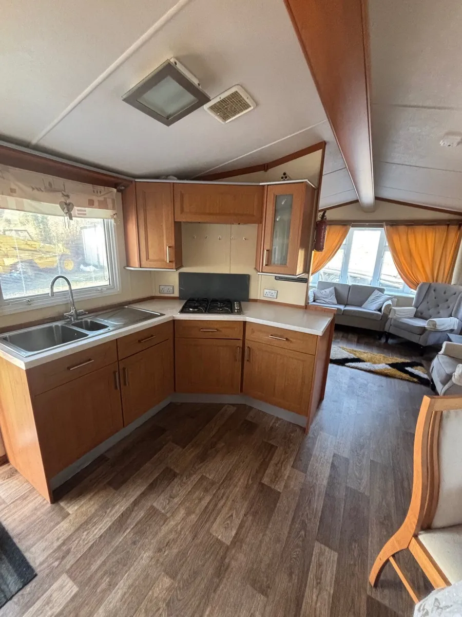 Mobile home - Image 2