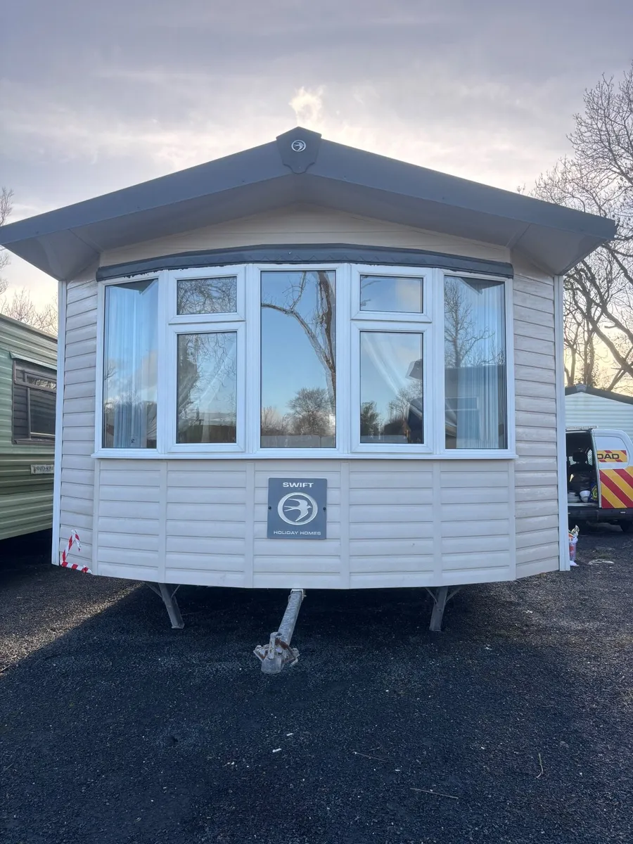 Mobile home - Image 1