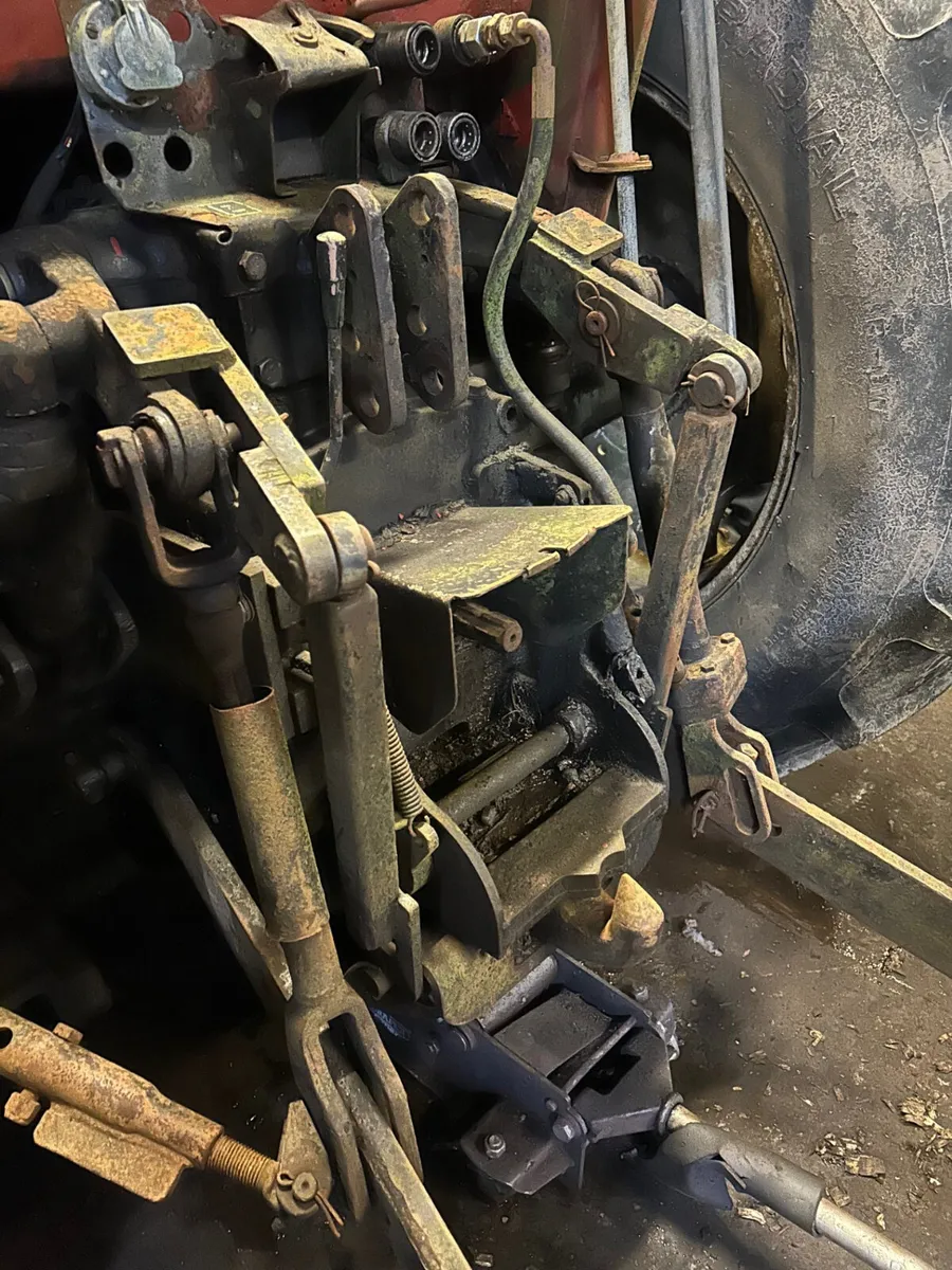 Dromone Hydraulic Hitch For A 4 Cylinder Fiat - Image 4