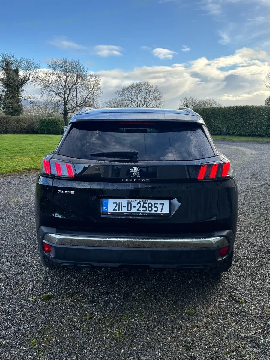 2021 Peugeot 3008 Commercial - Image 4