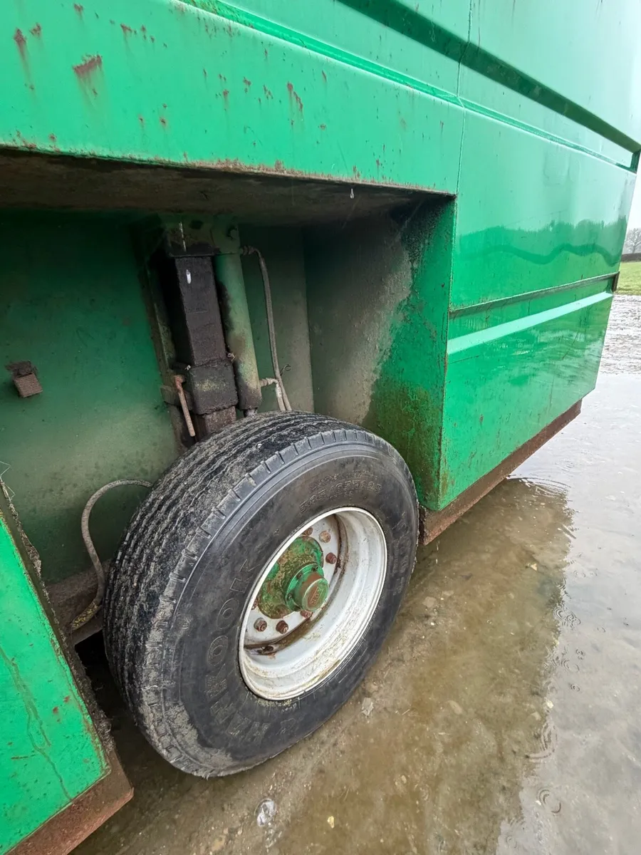 Nurse tank - Image 3