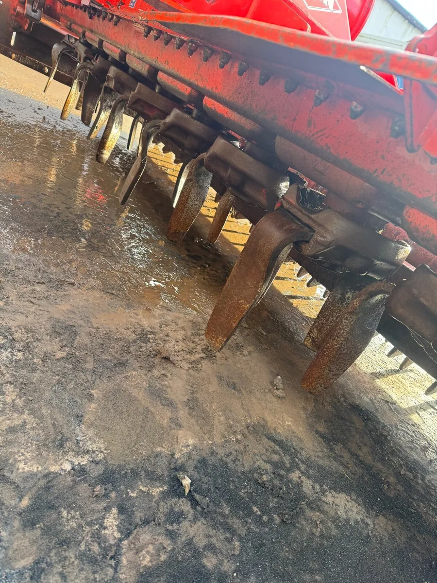 Kuhn 3004D power harrow 2016 - Image 2