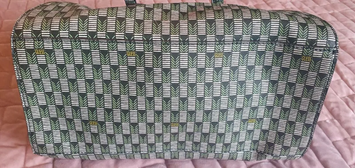 Guess Handbag - Image 4