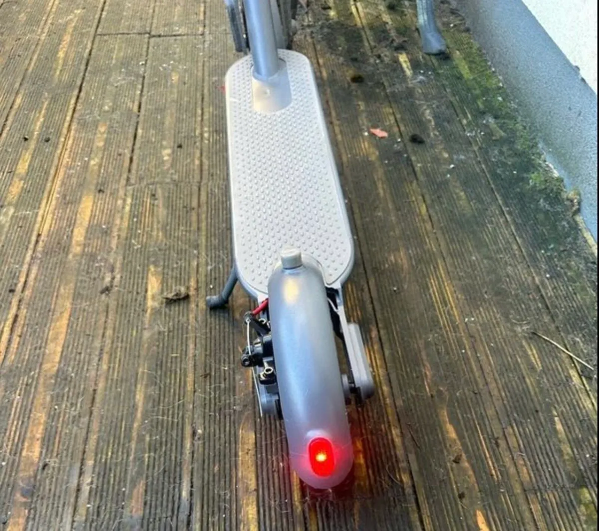 Electric scooter bran new never used - Image 2