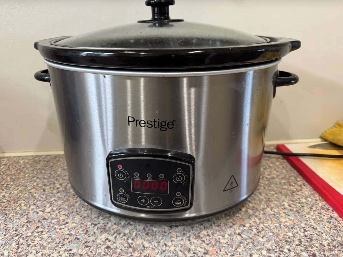 Slow Cooker - Image 1