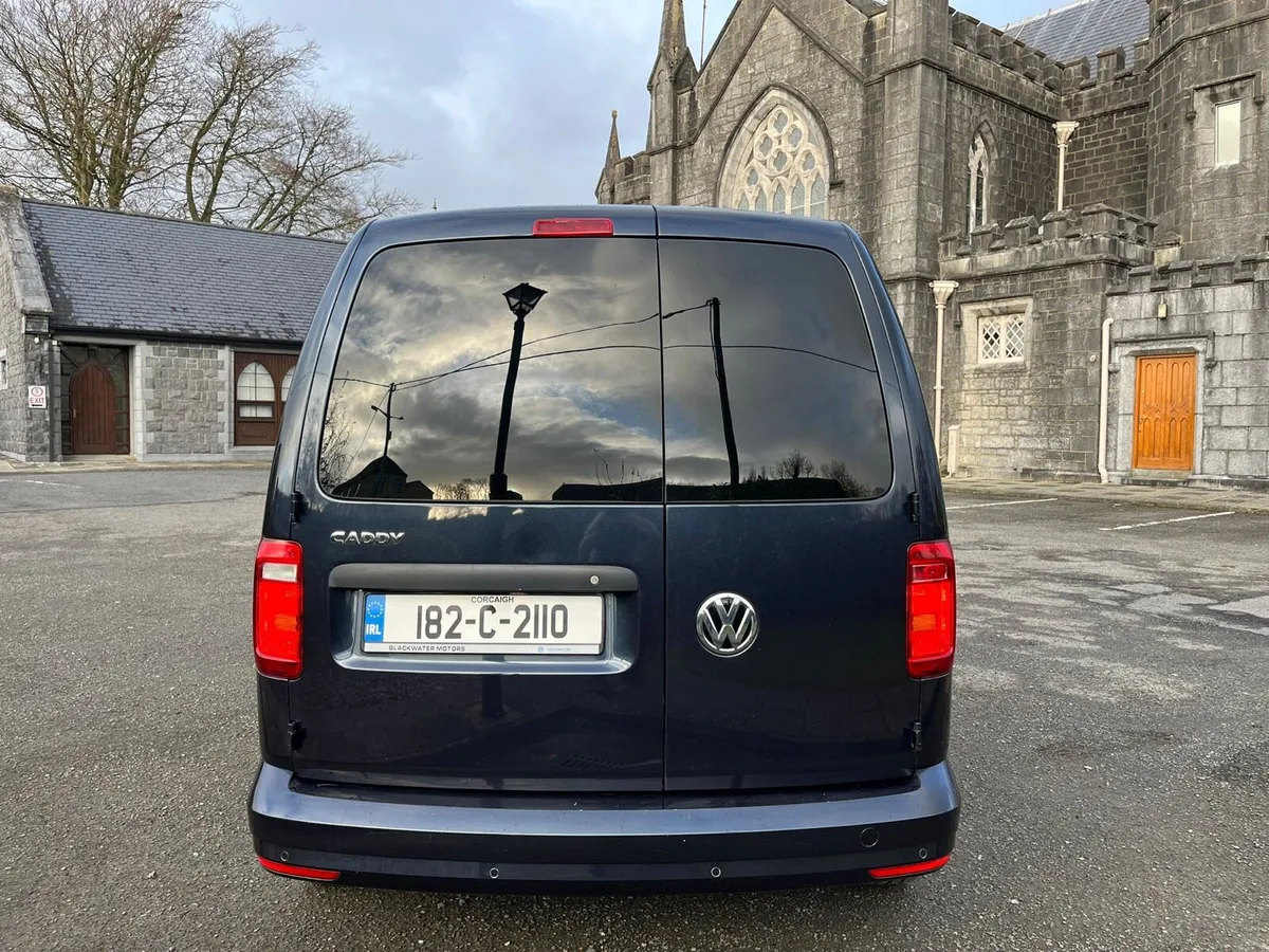 182 VOLKSWAGEN CADDY 2.0 TDI HIGHLINE LOW KMS - Image 3