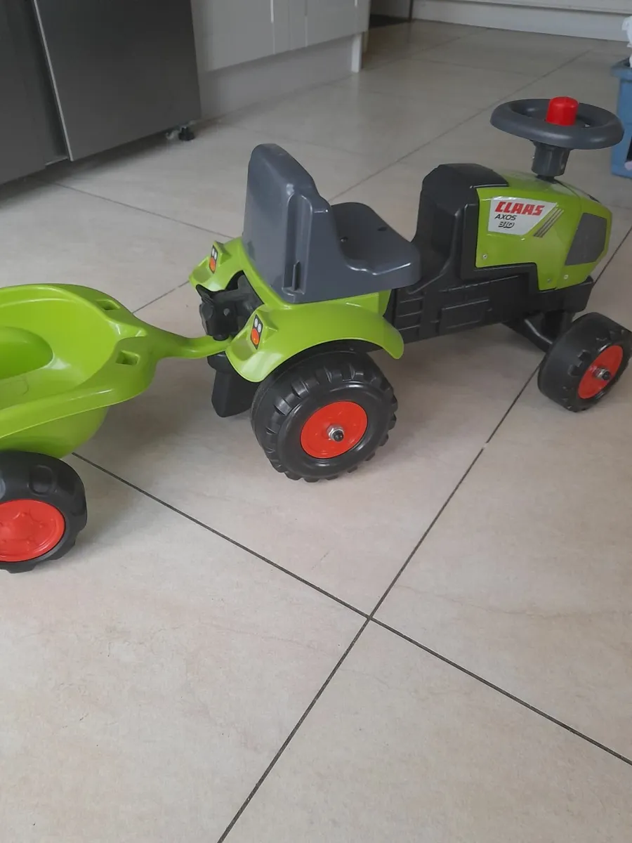 Kids tractor and trailer - Image 1
