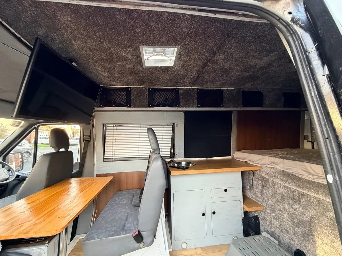 Mercedes Sprinter campervan - Image 2