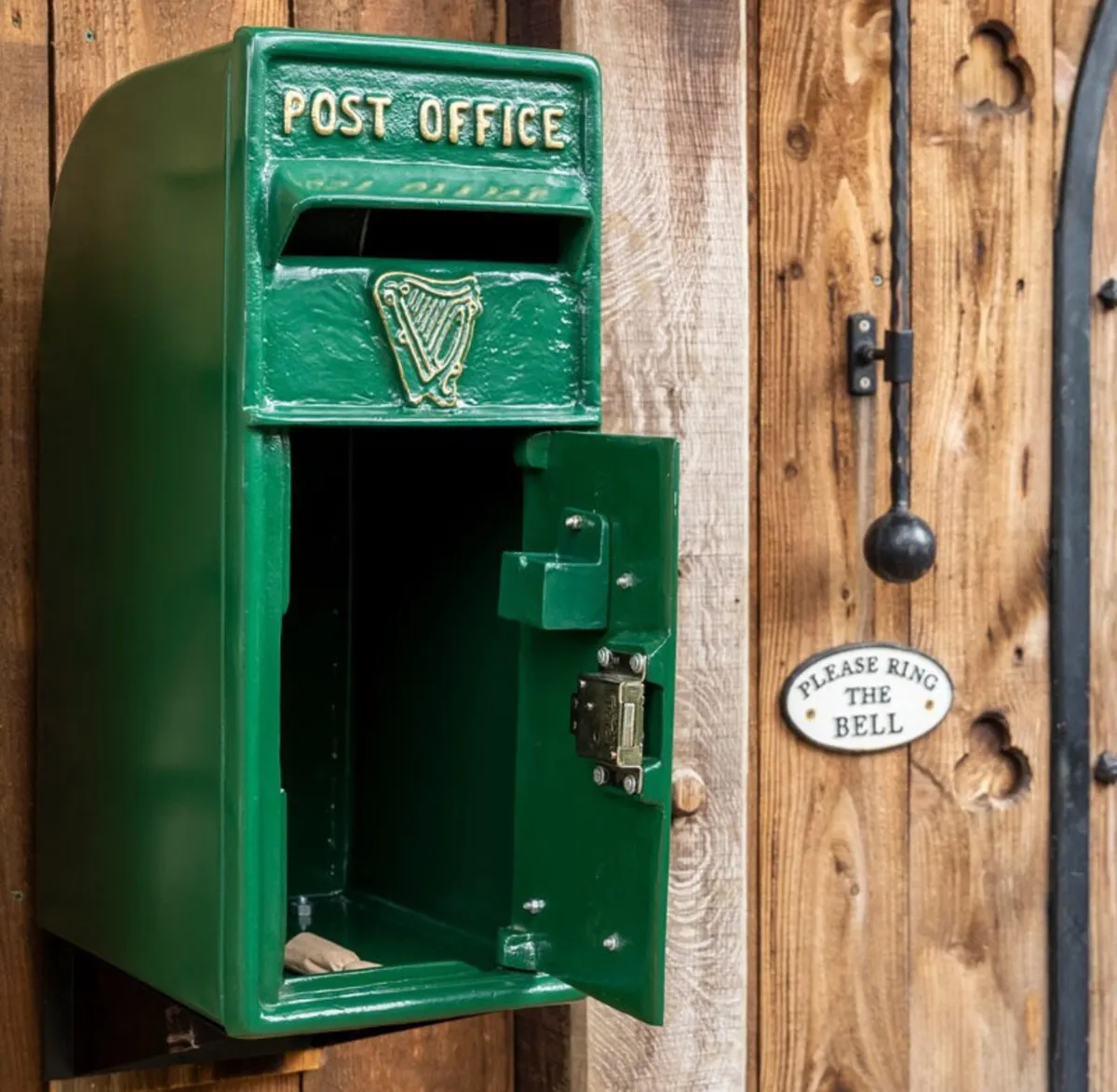 Irish postbox - Image 2