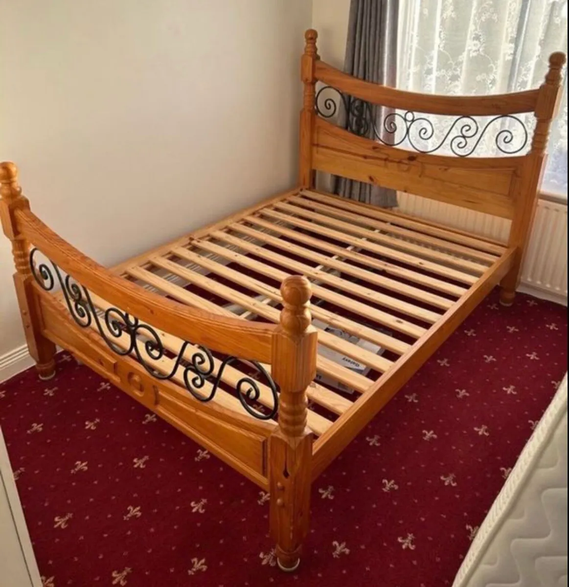 Very Solid 4Ft 6” Double Wooden Bed - Can Deliver - Image 1
