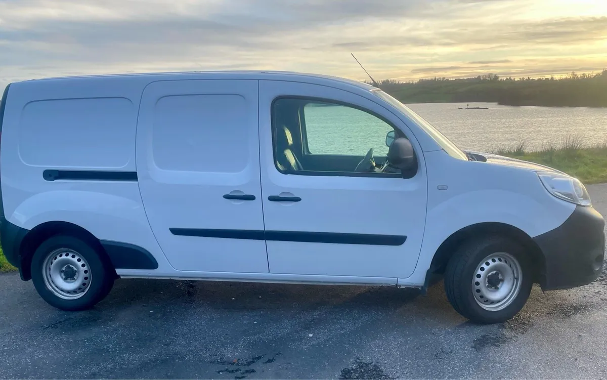 192 RENAULT KANGOO ..VERY LOW 116kkm - Image 4