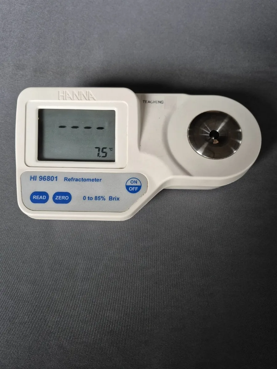 Hanna HI 96801 Digital Refractometer - Image 1