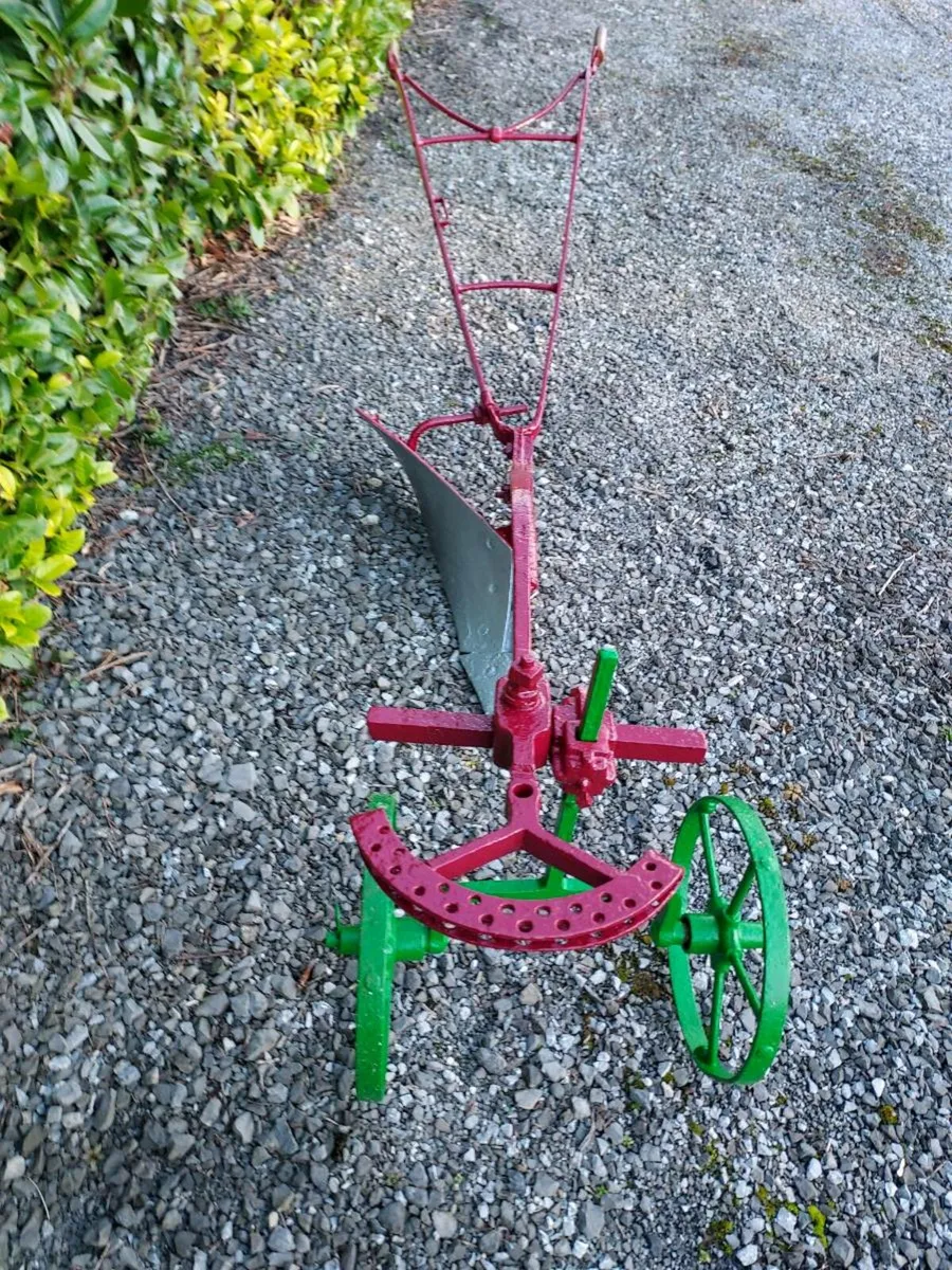 Vintage horse plough - Image 4