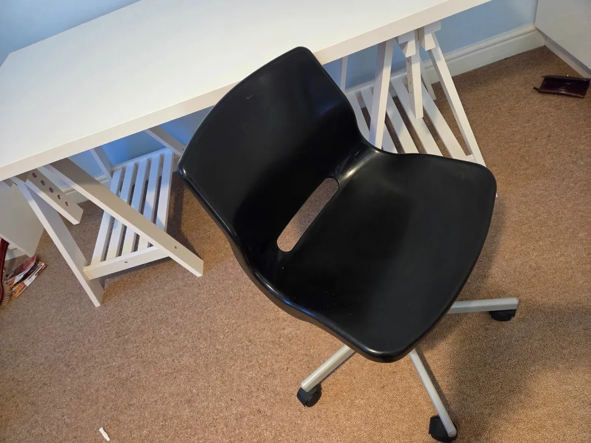 Desk and Chair - Image 2