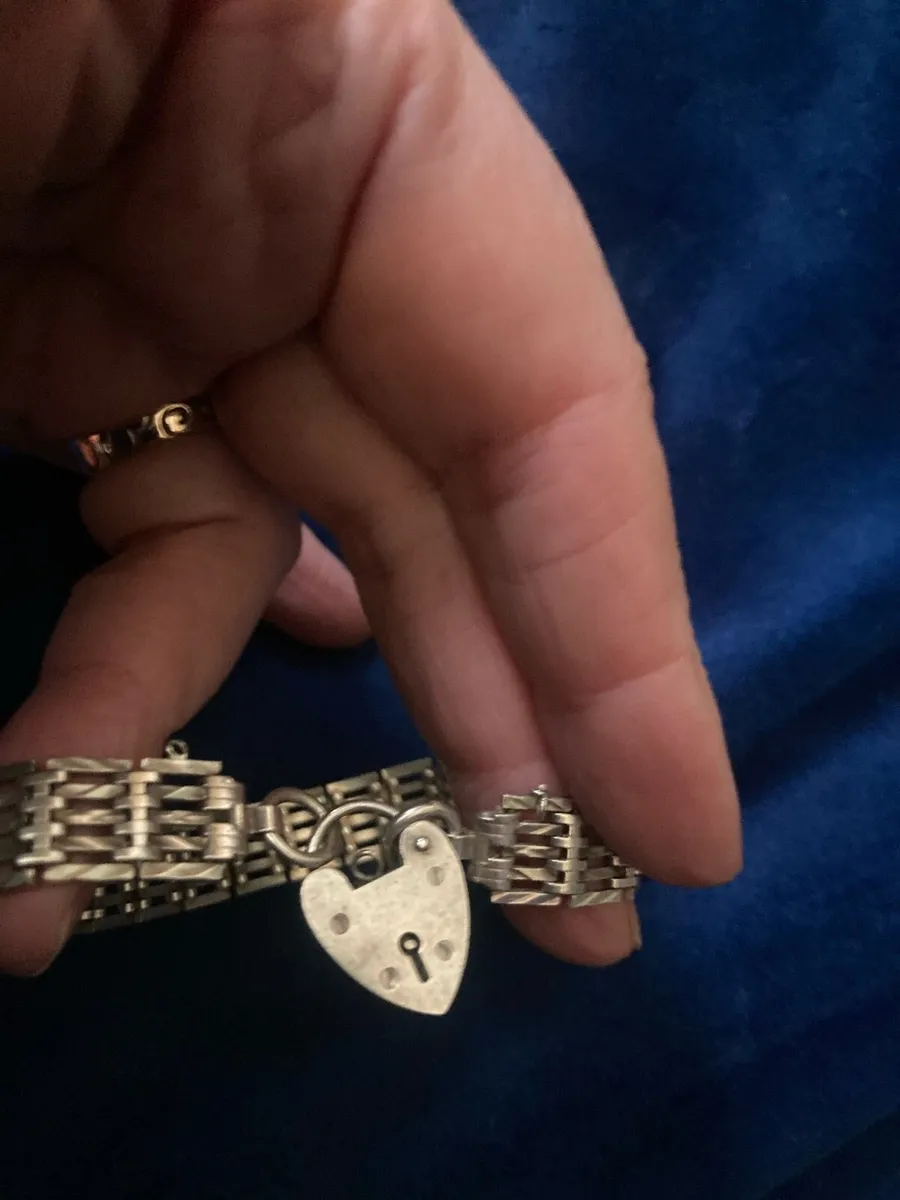 Vintage sterling silver gate bracelet - Image 2