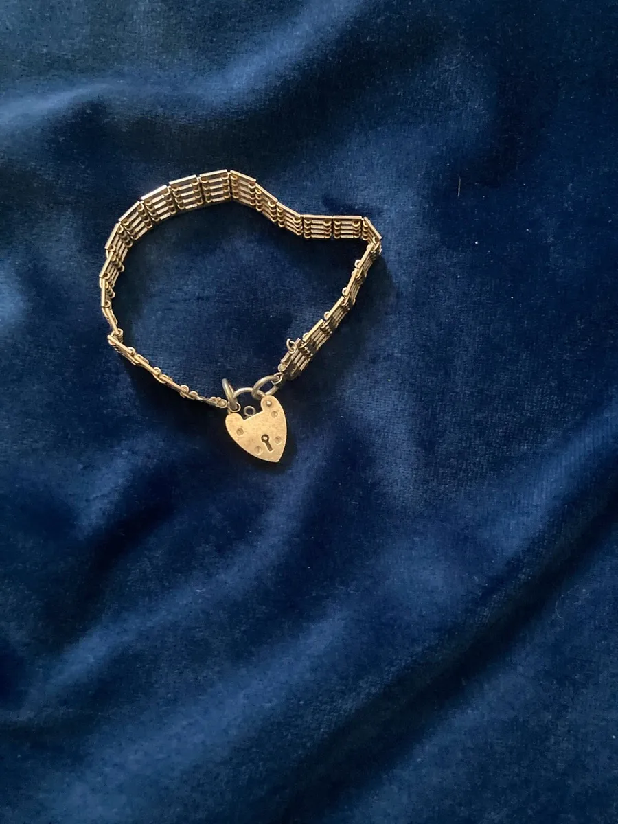 Vintage sterling silver gate bracelet - Image 4