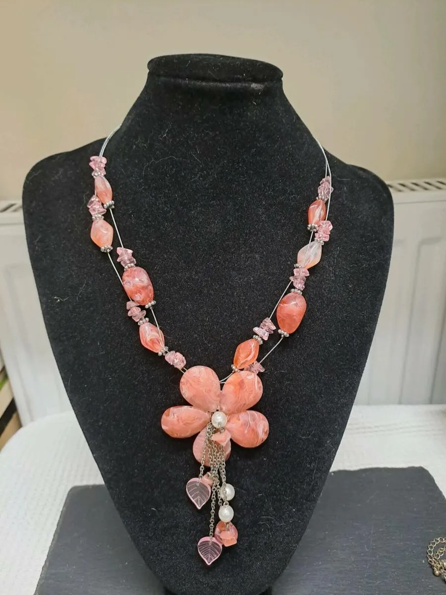 3 piece necklace bundle - Image 2