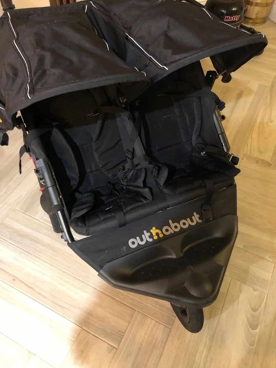 Out n about double buggy - Image 2