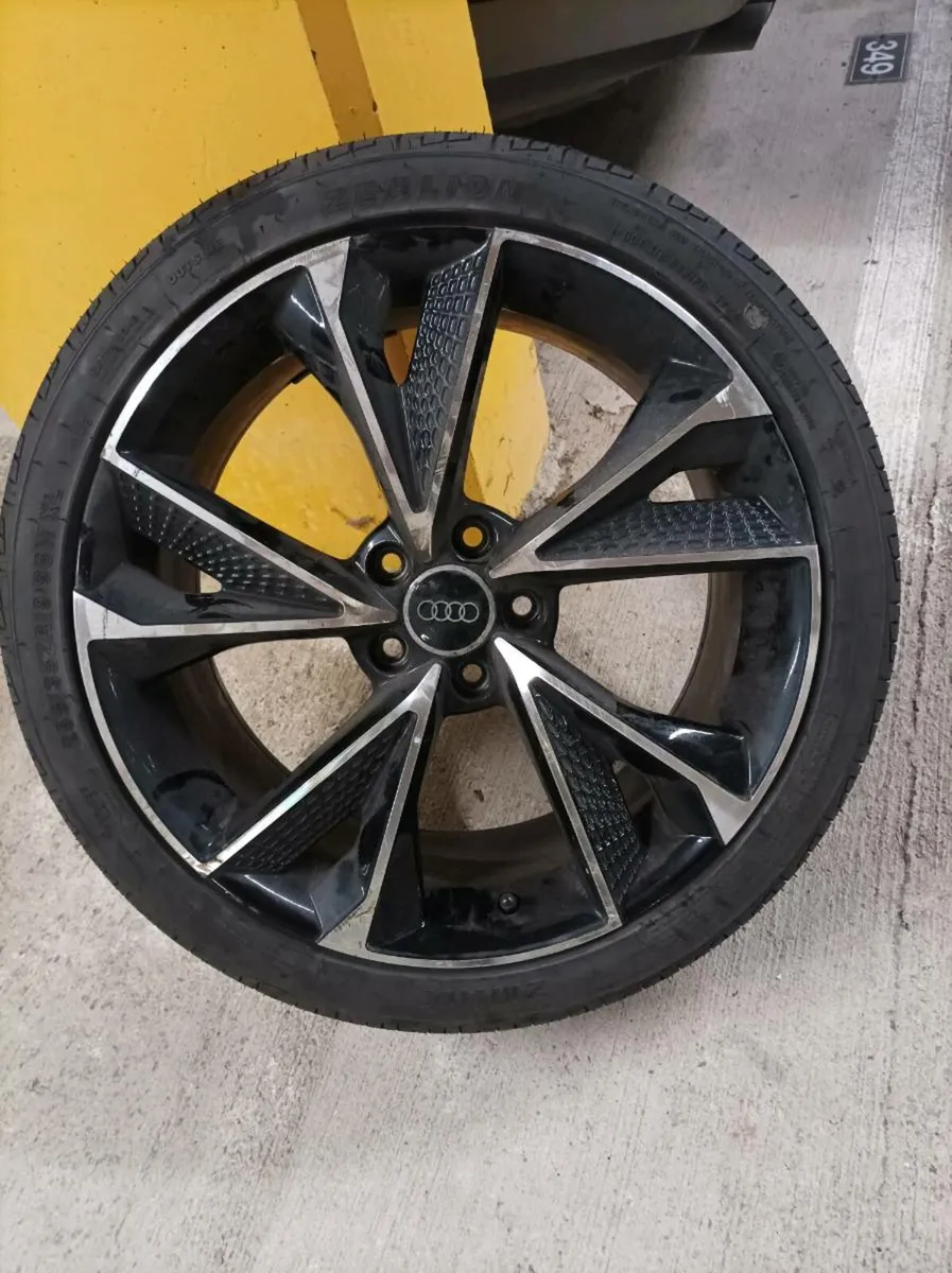 19" Audi Alloys - Image 1