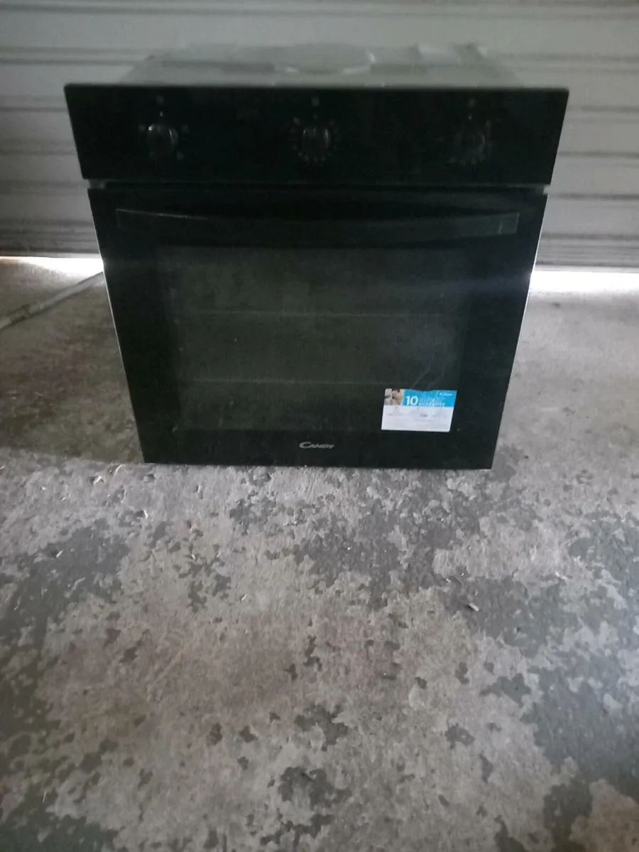 Candy 60cm single oven - Image 1