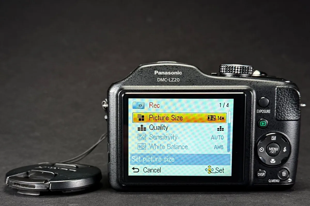 Panasonic Lumix DMC-LZ20 16MP Bridge camera - Image 4