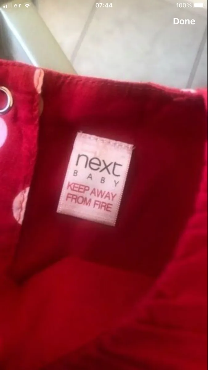 Girls stunning dress 9/12 mths €3 - Image 3