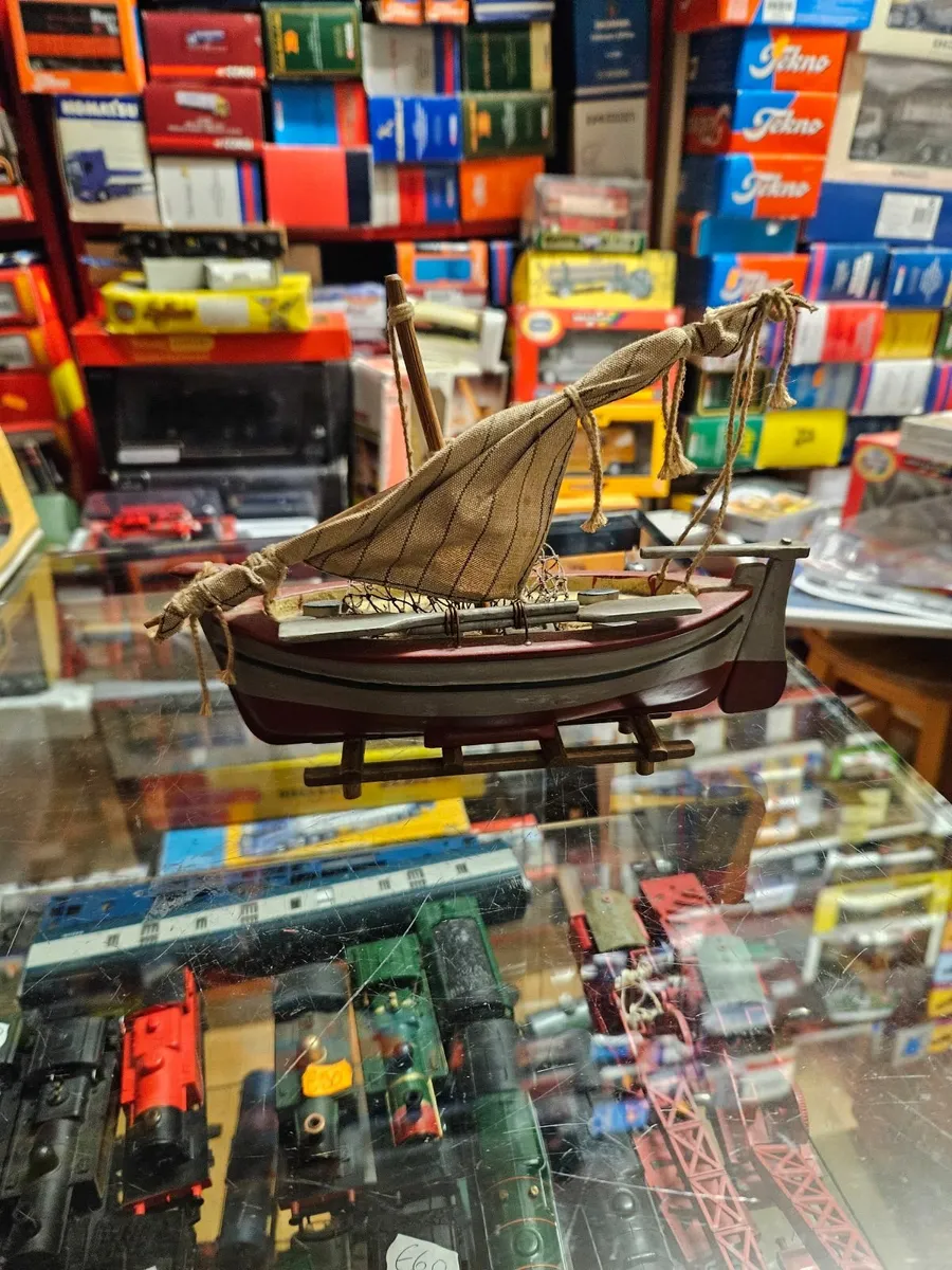 Model Boat - Image 4