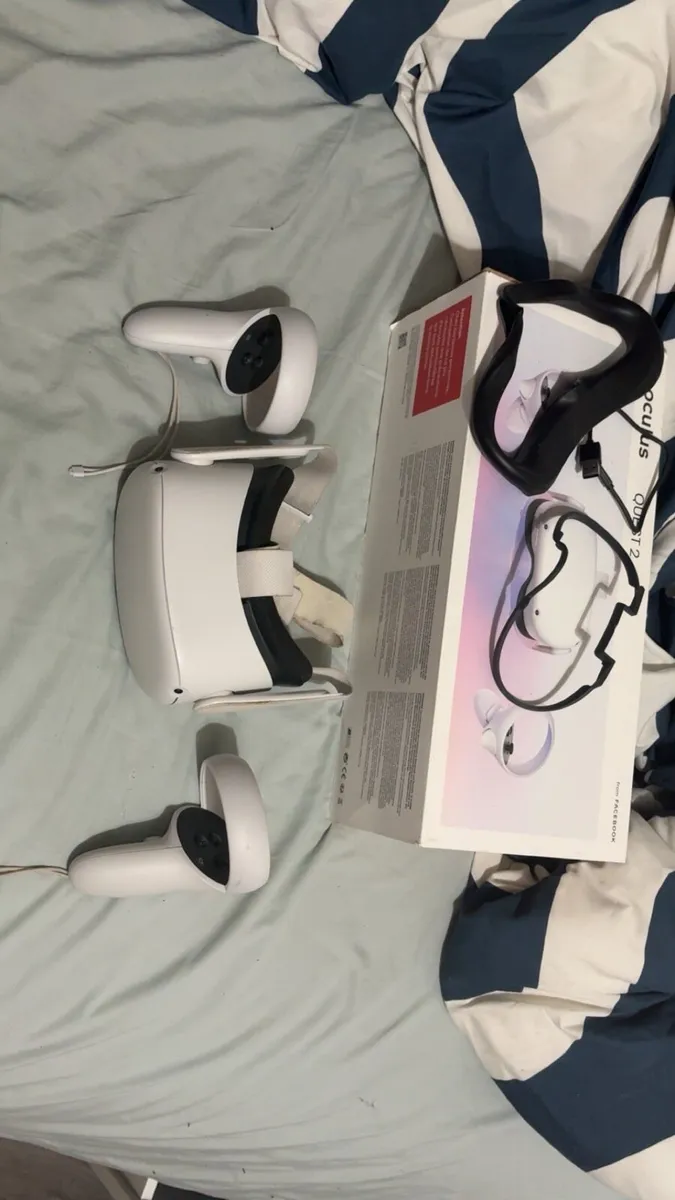 Meta Quest 2 - Check description - Image 1