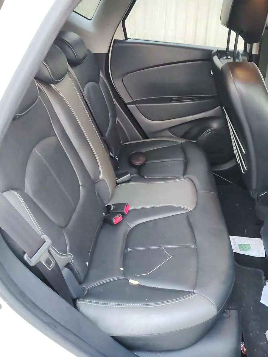 Breaking Renault capture 2017 diesel - Image 4