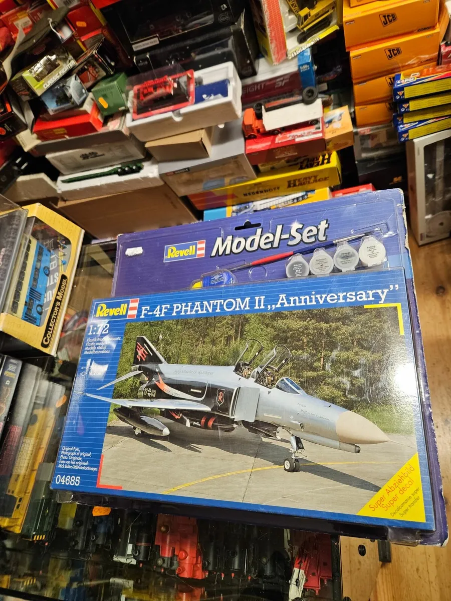 Airfix Revell F4 Phantom - Image 2