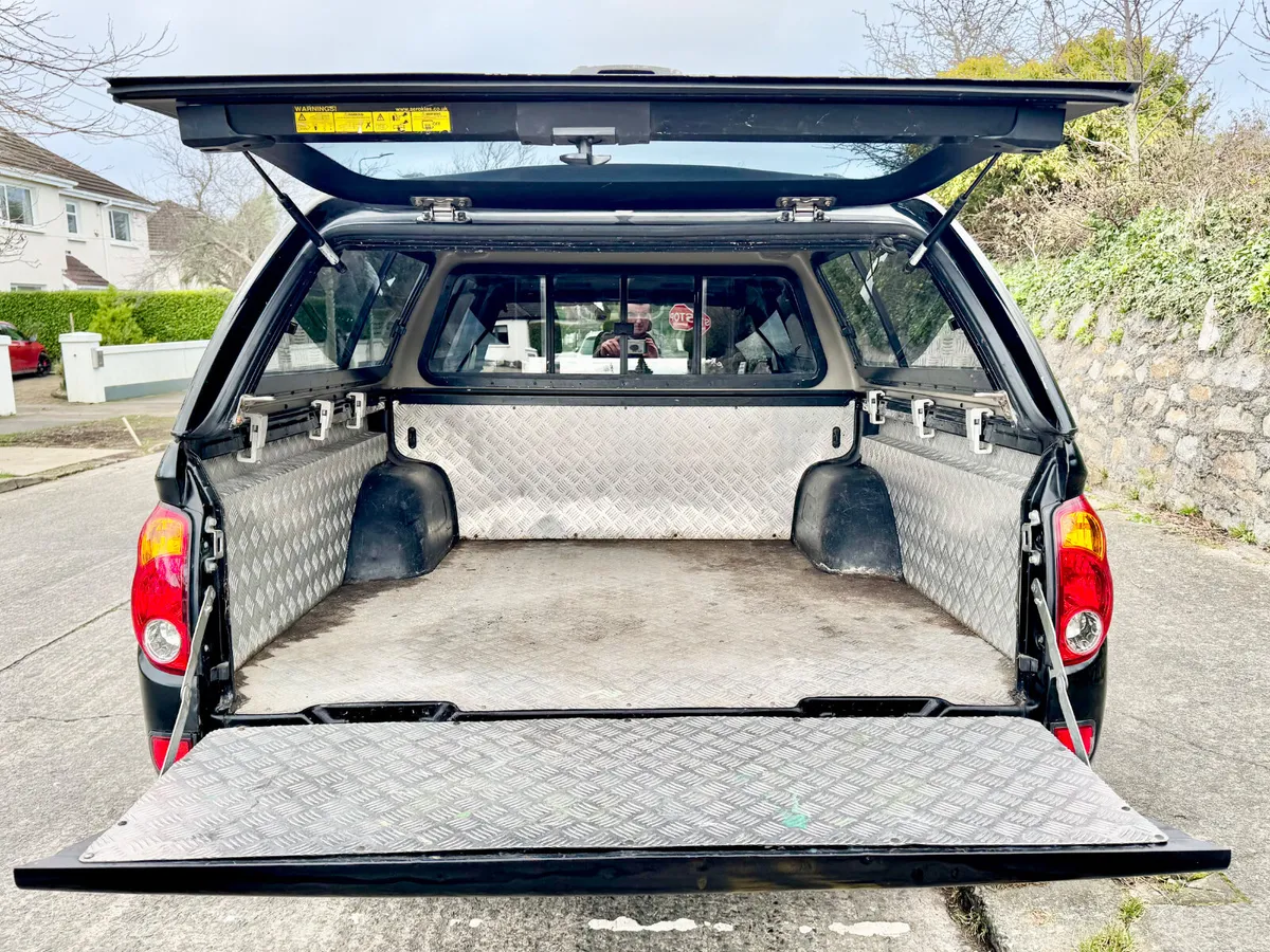 Mitsubishi L200 2015!!CHALLENGER 4+4 CR!!PLUS VAT! - Image 4