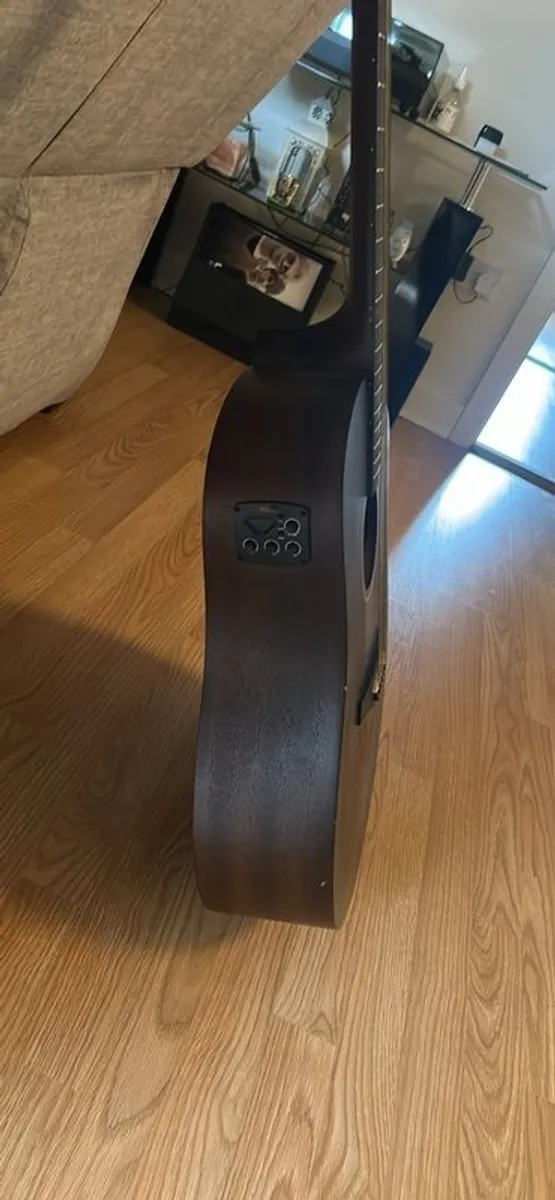 Vintage Statesboro "dreadnaught - Image 1