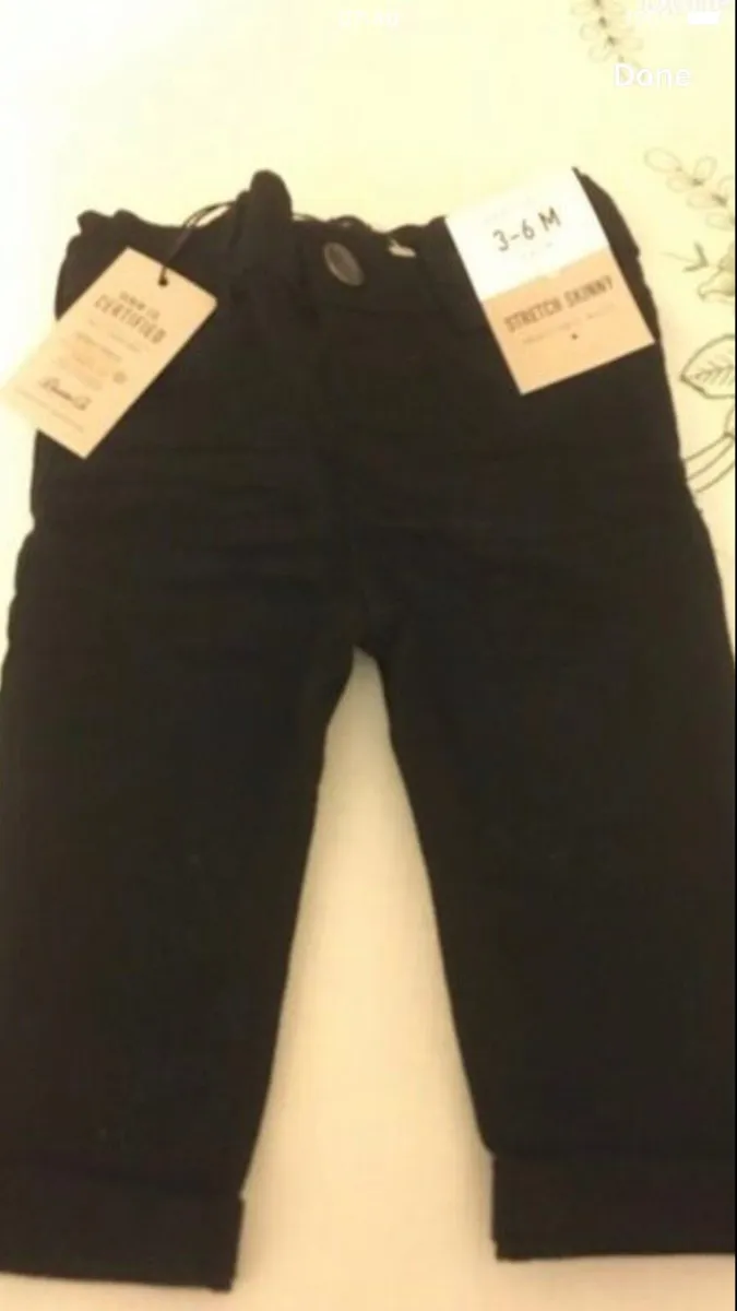 Boys BNWT jeans 3/6 mths €5 - Image 4