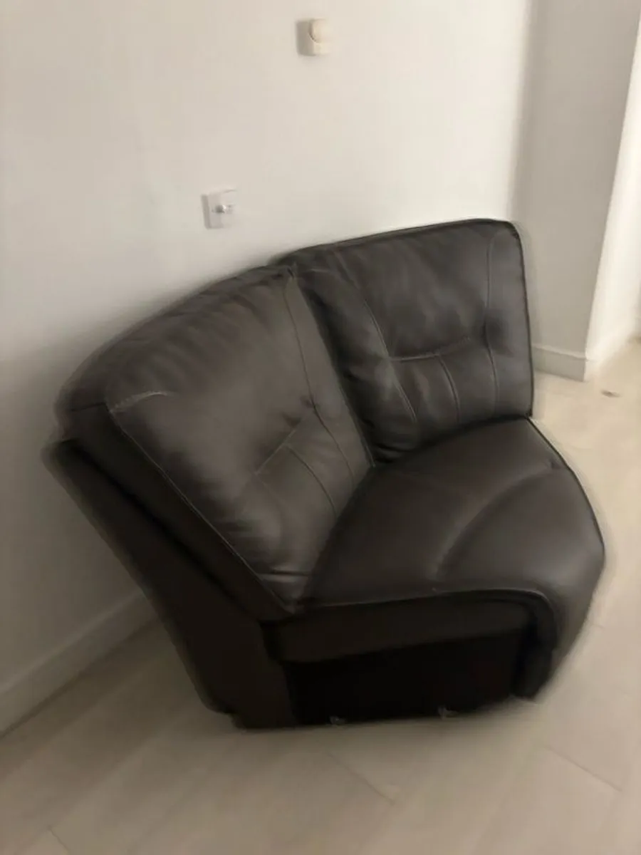 Sitting room chairs - Image 1